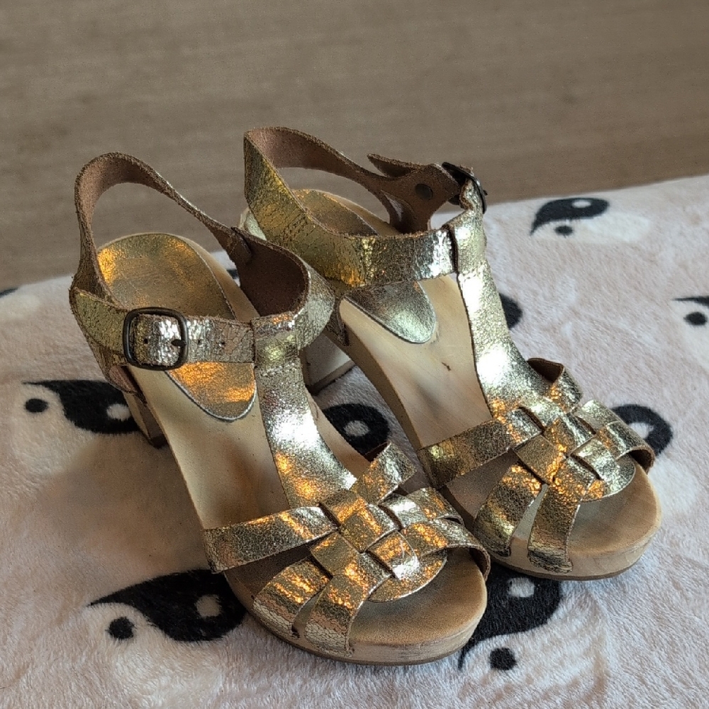 Bosabo Gold Leather Wood Sandals 36